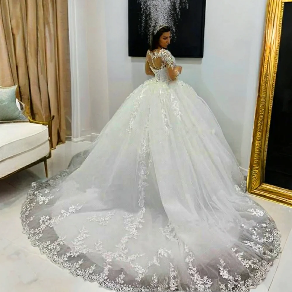 Plus Size Elegant White Lace Wedding Dress - Picture 7 of 9